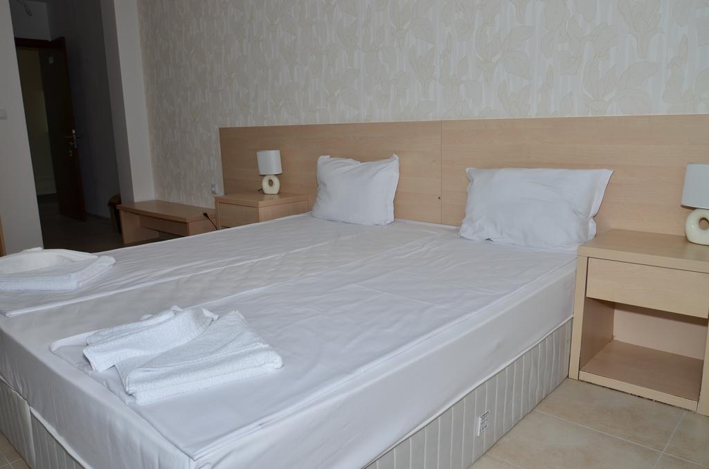 La Piazza Primorsko Rooms & Apartments 객실 사진
